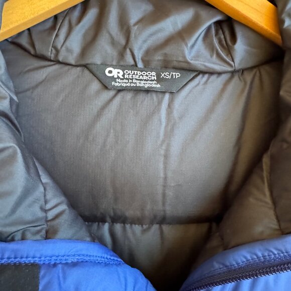 Outdoor Research Women's Coldfront Down Hooded Jacket Galaxy XS - Picture 4 of 13